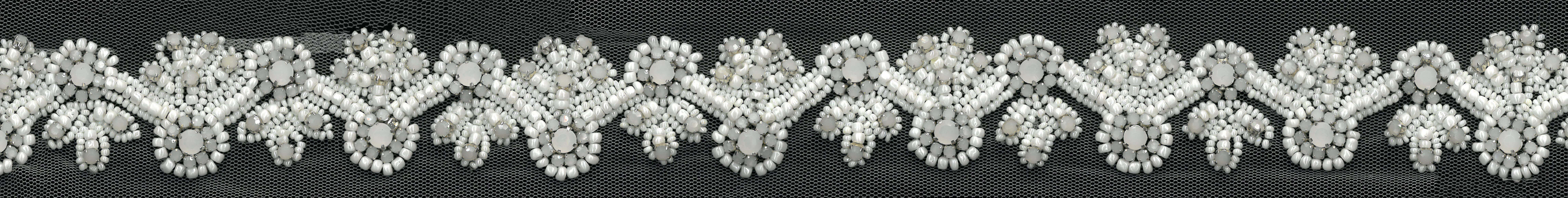 CRYSTAL BEADED EDGING - IVORY